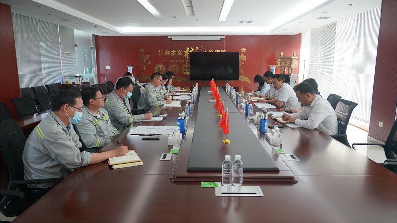 公司黨委副書(shū)記、總經(jīng)理周紅一行到富平公司調研指導工作